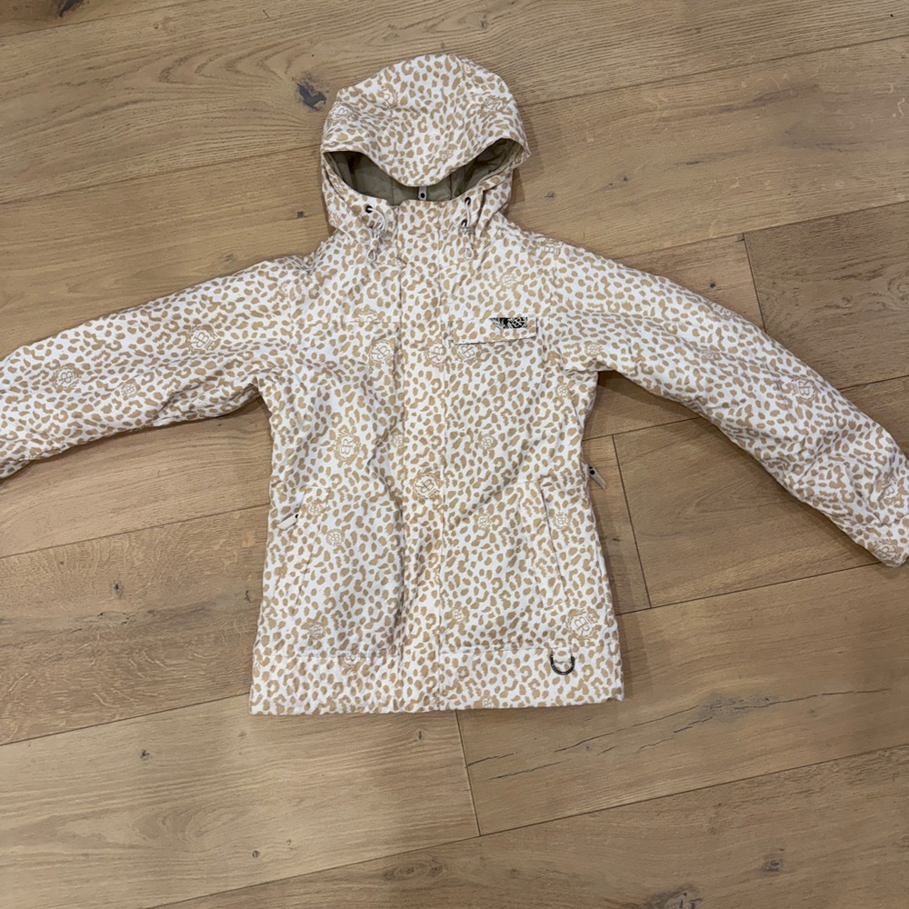 Betty Rides Women’s Snowboarding Jacket